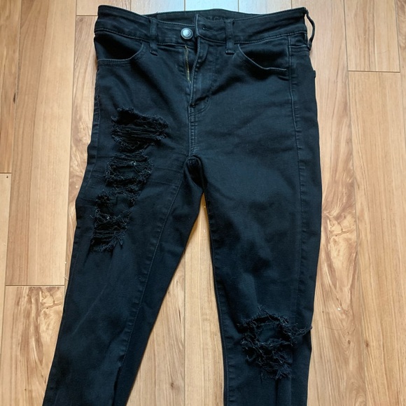 AE ripped skinny jeans euc - Picture 1 of 4